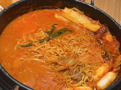 -WOW LUCKY创意韩料(龙阳广场店)