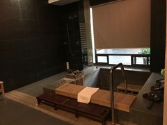 -张家港金凤凰度假村温泉