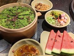 -宽板凳老灶火锅(台湾街店)