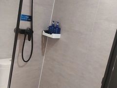 -汉庭(上海虹桥机场新店)