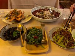 -龙门阵茶屋川菜馆(武康路店)