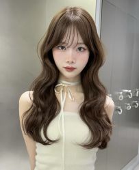 -变画·发型STUDIO