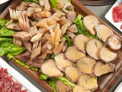 -伴山牛贵州黄牛肉火锅·苗疆非遗艺术餐厅(上海首店)