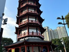 -绳金塔
