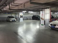 -百盛优客城市广场-停车场