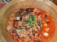 -毛肚向右·川渝毛肚王(经开永旺店)