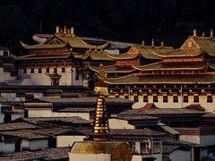 -四川郎木寺镇