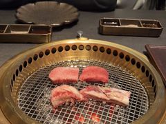 -铭牛烧肉·和牛海鲜自助(高新月牙湖店)