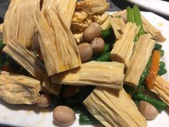 凉菜拼盘-华盛园卷子王农家菜水库鱼