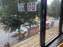 -合易泓烤肉•首创生椰大油边(宁山路店)