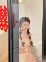 -不晚国际婚纱礼服