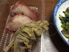 -陆稿荐观前街店
