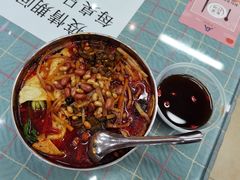 -红鼻子桂林米粉(金唐新光界店)