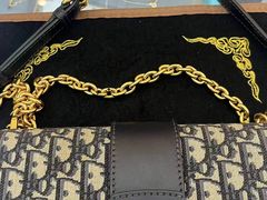 -臻新二手奢侈品回收鉴定(塘桥店)