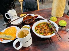 牛腩粉-東茅街茶馆