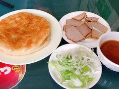 熏肉大饼-李连贵酒家熏肉大饼(昆明街店)