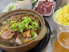 -胡须佬鸡煲四季火锅店(石厦西村直营店)
