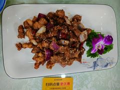 -六和聚传统烤鸭.天津菜(和平店)