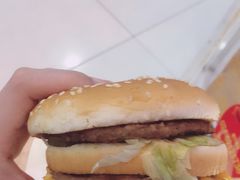 巨无霸套餐-麦当劳(中山公园龙之梦店)