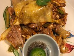 越式盐焗麻油鸡-大头虾越式风味餐厅(光明广场店)