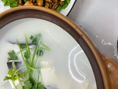 -宝荣鱼馆·临湖之宴(千岛湖店)