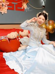 -Lady  Jane高端婚纱礼服馆