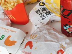 -麦当劳(宝山大厦店)