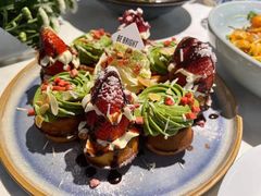 草莓忌廉华夫饼-BE BRIGHT KITCHEN(正佳广场店)