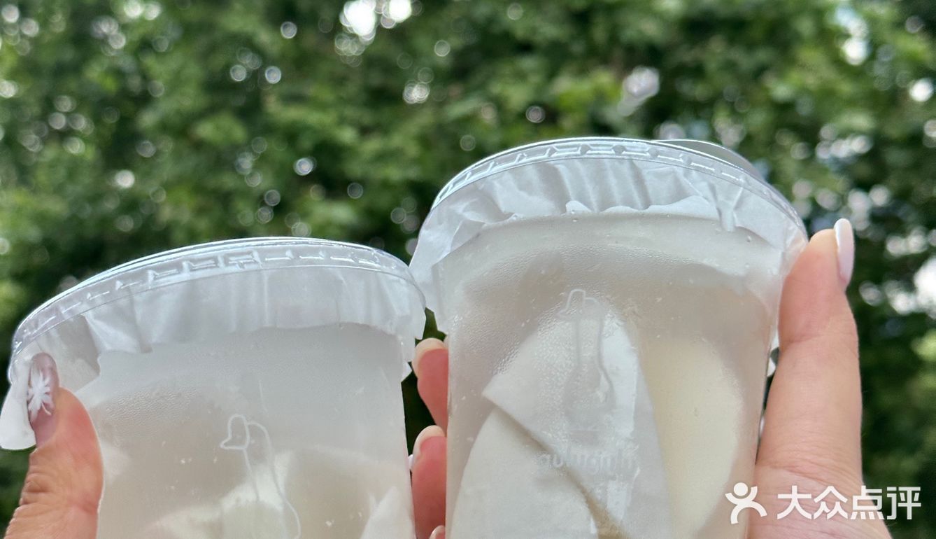 卧卧卧！新开的gulugulu椰子水喝上啦！