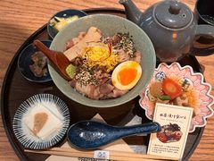 -啢啢茶寮(芳华横街店)