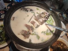 浓汤鱼头-秀水人家