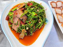 野菜炒土腊肉-邹胖哥好好吃餐馆(荔波美食街店)