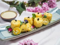 和风玉子豆腐-蜜桃花开·中西融合菜E&W(南长街店)