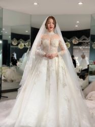 -艾米丽婚纱礼服