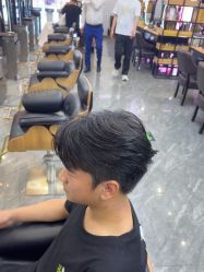 -藤野造型烫染·漂发