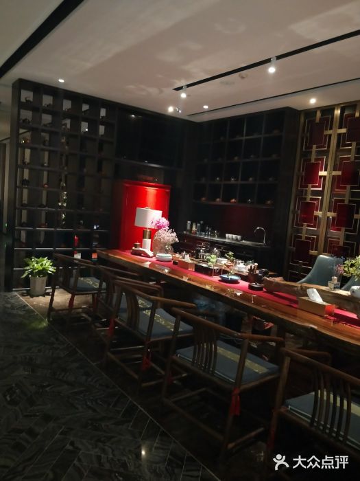 千百味红餐厅·江西菜(绿地双子塔店)图片