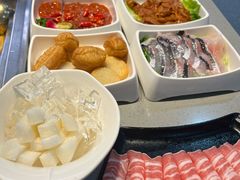 -海底捞火锅(杭州滨江九宜城店)