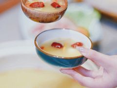 -四点金粥底火锅(沂州里店)