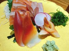 三文鱼刺身-信日本料理(信义坊店)