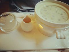 -燕庭·纯燕窝·甜品下午茶(南京西路店)