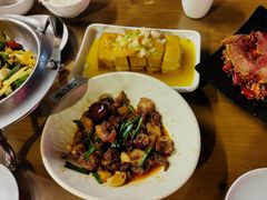 -隔壁老王·家常云南菜(花巷店)