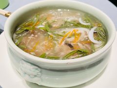 -吴越荣记苏州菜·松鼠桂鱼 100% 活鱼现做(月光码头店)