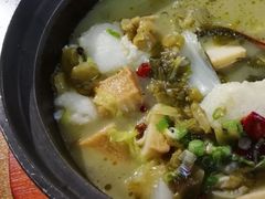 -周鱼小馆石锅酸菜鱼(活力汇店)
