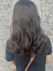 -诗悦发型SALON·圣罗兰店