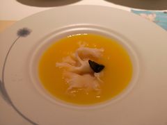 浓汤荷仙姑配松露-纳地素食(石门公园店)
