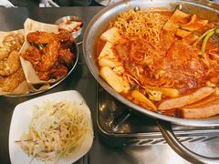 部队火锅-富乐满韩国正宗炸鸡韩国料理(虹泉路店)