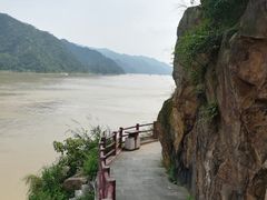 -羚羊峡古栈道森林公园