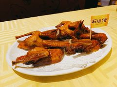 招牌烤乳鸽-石岐佬中山菜馆(张溪店)