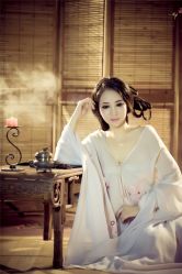 -九月鹰飞汉服摄影工作室