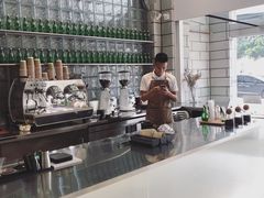 -RWORK·COFFEE(滨江店)